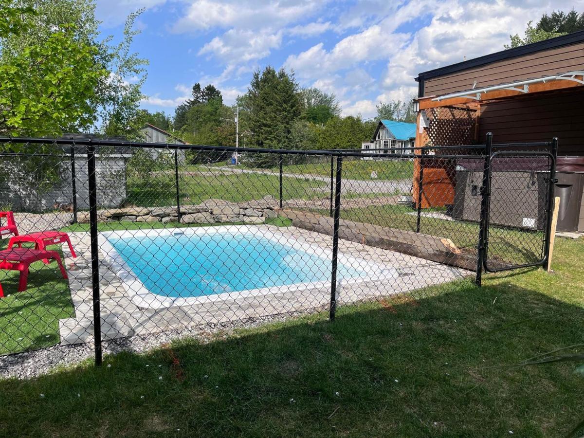 La Spacieuse Riverstone Saint Pierre de Broughton Exterior foto